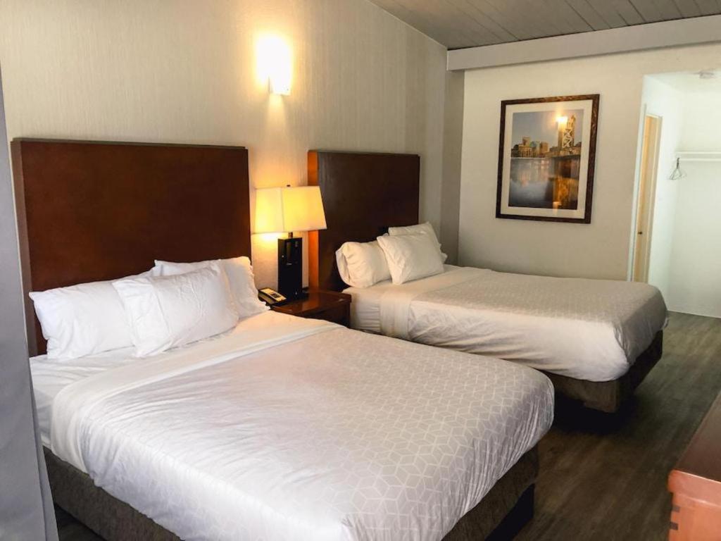 موتيل سانتا كلارا Super 8 By Wyndham San Jose Airport المظهر الخارجي الصورة